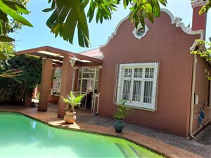 3 Bed House in Riviera
