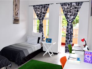 1 Bed Apartment in Greyville