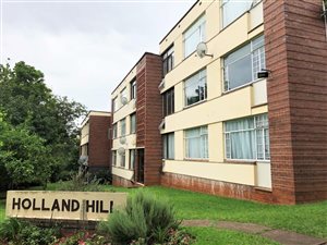 2 Bed Apartment in Clarendon