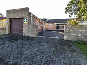 3 Bed Duplex in Morningside