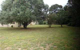 2855 m² Land available in Ladanna