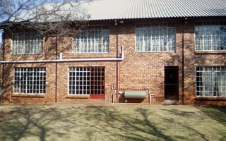 1 ha Farm in Heatherdale