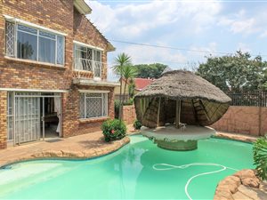 9 Bed House in Eastleigh