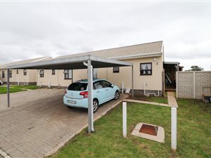2 Bed Townhouse in Gonubie