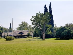4 Bed House in Marlbank
