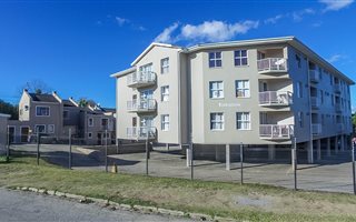 2 Bedroom Apartment in West Hill