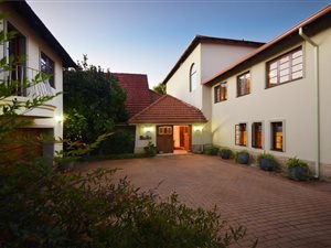 6 Bed House in Blackheath