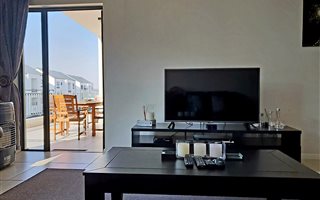 2 Bedroom Townhouse in Modderfontein