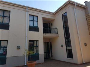 300 m² Office Space in Broadacres