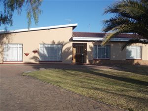 2.2 ha Farm in Homelands