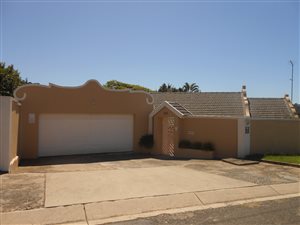 4 Bedroom House in Nahoon Valley
