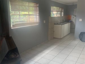 3 Bed House in Burgershoop