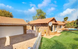 3 Bedroom House in Hurlingham Manor