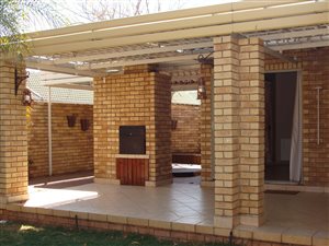 3 Bed Townhouse in Eldoraigne