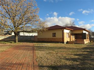 3 Bed House in Suidrand