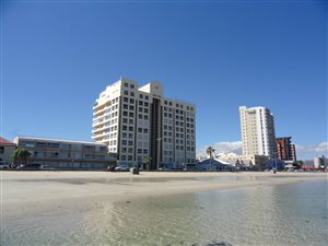2 Bed Apartment in Beachroad