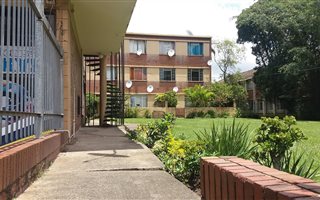 1 Bedroom Apartment in Pinetown Central