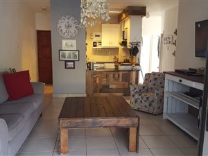 3 Bed Apartment in Tinley Manor and surrounds