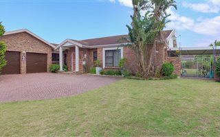 5 Bedroom House in Summerstrand