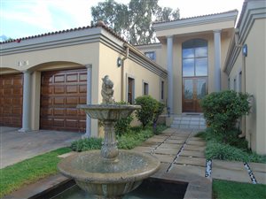 4 Bed House in Dainfern Golf Estate