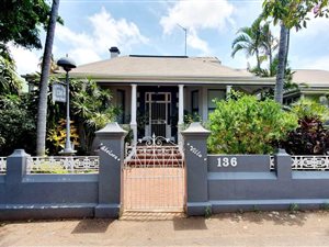 20 Bed House in Bulwer