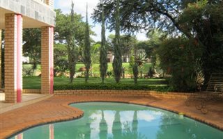 4 Bedroom House in Centurion Golf Estate