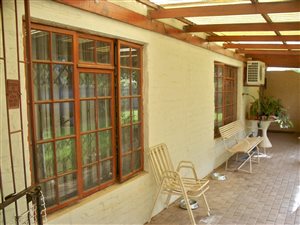 4 Bed House in Fairy Glen