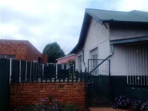 4 Bed House in Brakpan Central