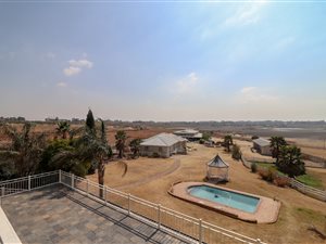 7 Bed House in Rynfield AH