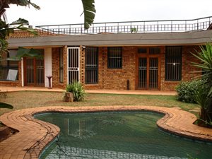 4 Bed House in Waterkloof Ridge