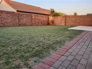 3 Bed Apartment in Monavoni AH