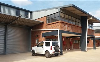 177 m² Industrial space in Waterfall