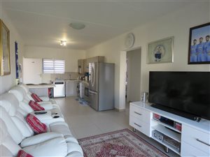 2 Bed Apartment in Noordwyk