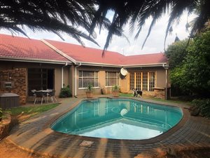 3 Bedroom House in Golf Park