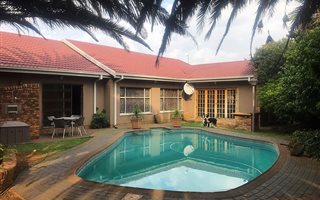3 Bedroom House in Golf Park