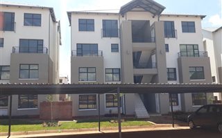 3 Bedroom Apartment in Wilgeheuwel