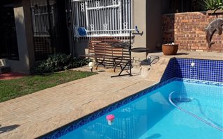 4 Bedroom House in Vaalpark
