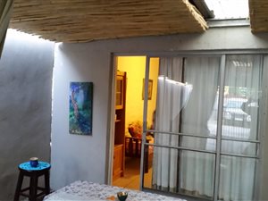 Studio apartment in Gezina