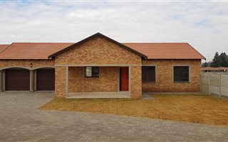 3 Bedroom Townhouse in Kookrus