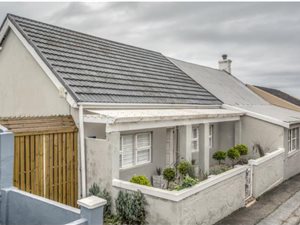 2 Bed House in Richmond Hill