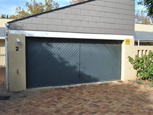 3 Bed Townhouse in Everglen