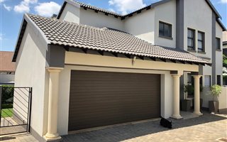 3 Bedroom House in Olympus
