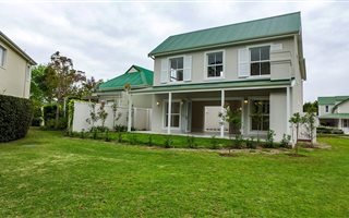 3 Bedroom House in River Club