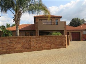 3 Bedroom Townhouse in Willow Acres