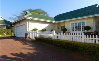 3 Bedroom House in Mt Edgecombe Estate 1 & 2
