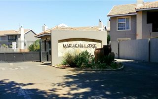 1 Bedroom Townhouse in Brenthurst