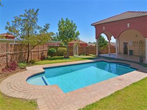 2 Bed Flat in Randburg Central