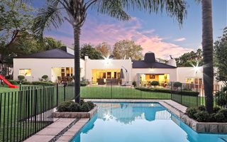 4 Bedroom House in Morningside Manor