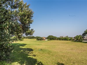 622 m² Land available in Meerensee