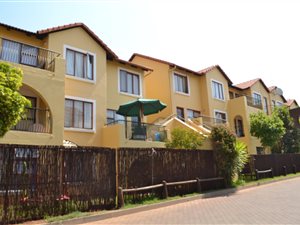 3 Bedroom Apartment in Sundowner